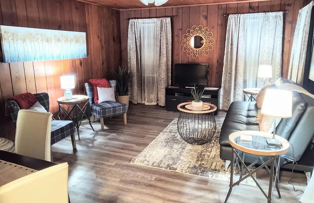 Edgewater Resort Cottage #1-1