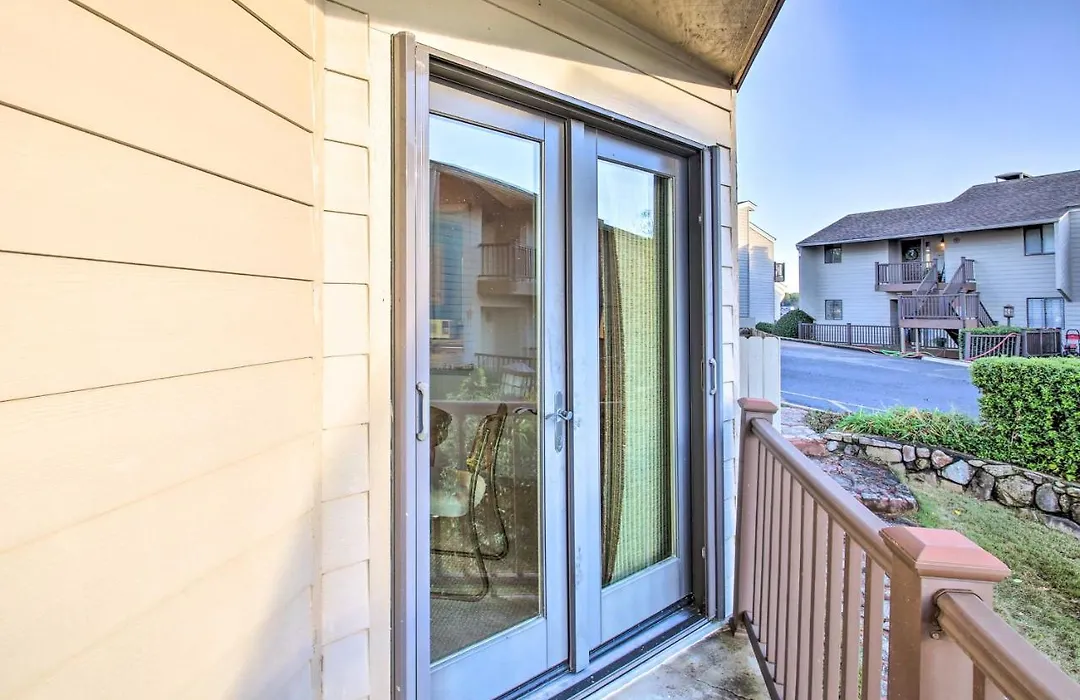 Fireplace, Pool Access: Waterfront Hot Springs Gem-1