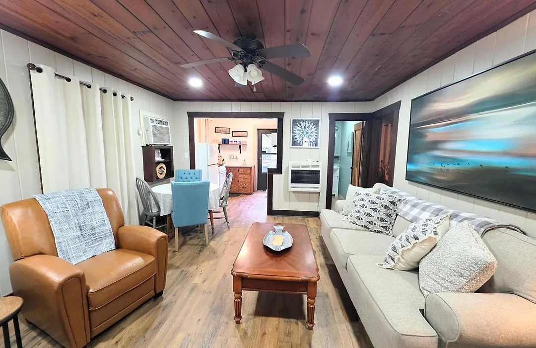 #09 - Large Lakeview One Bedroom- Pet Friendly-1