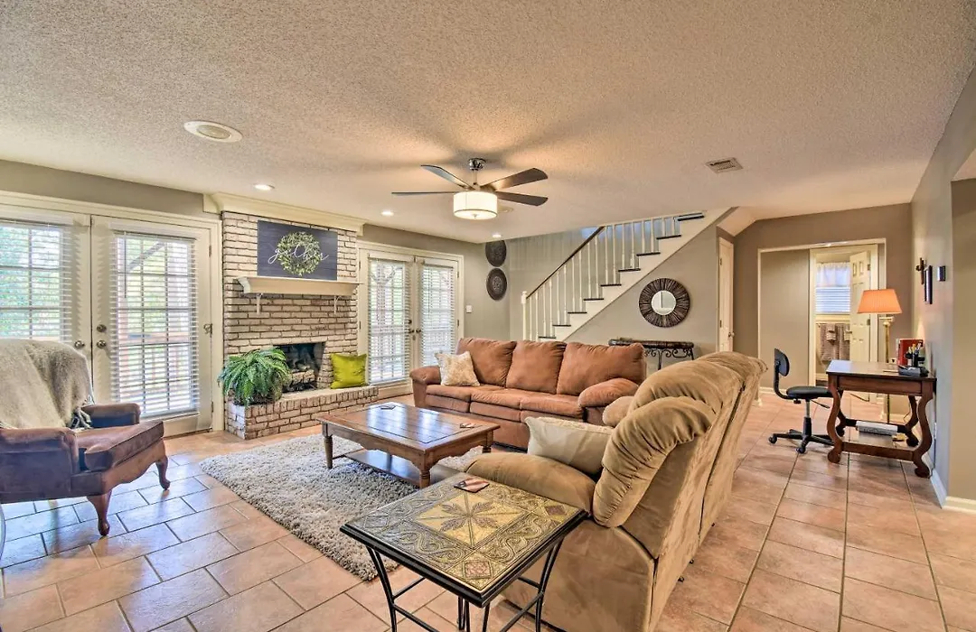 Lakefront Home W/ Private Dock In Hot Springs!-1