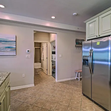 Waterfront Condo With Boat Tie-Up And Ramp Access-2