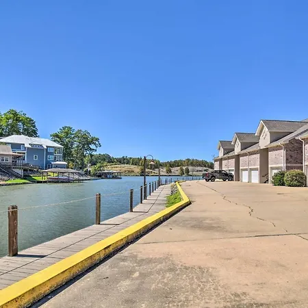 Gated Lakefront Lake Hamilton Condo With Boat Slip!-3
