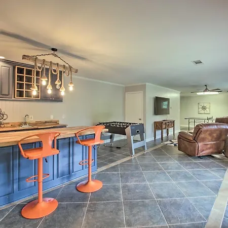 Grand Waterfront Retreat With Dock, Slip And Game Room-2