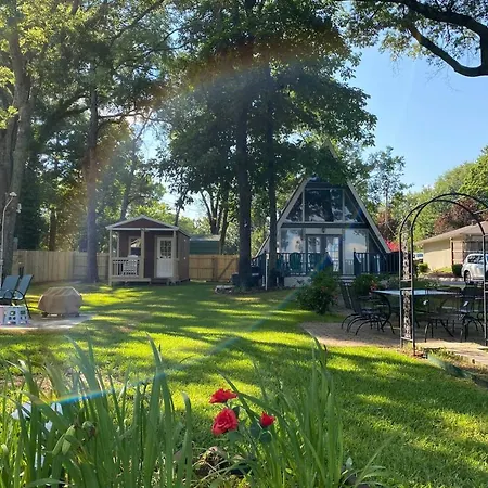 Deck, Boat Slip + Views: Lake Hamilton Cabin!-3