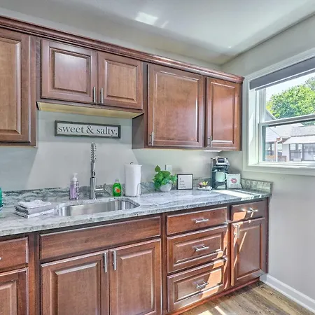 Uptown Hot Springs Cottage 1 By Bathhouse Row-3