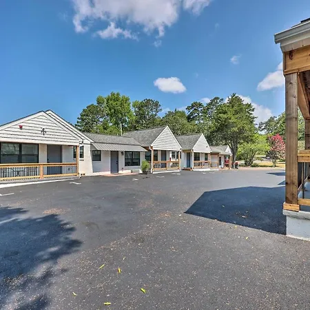 Uptown Hot Springs Cottage 1 By Bathhouse Row-2