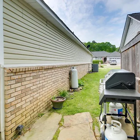 Hot Springs Riverfront Rental With Hot Tub And Deck!-3