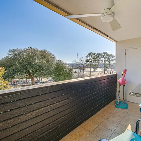 Mid-Century Modern Condo On Lake Hamilton!-3