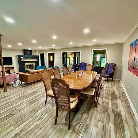 Super Spacious, Pet Friendly, 4Bd 3Bth Relaxing Getaway On Lake Hamilton-3