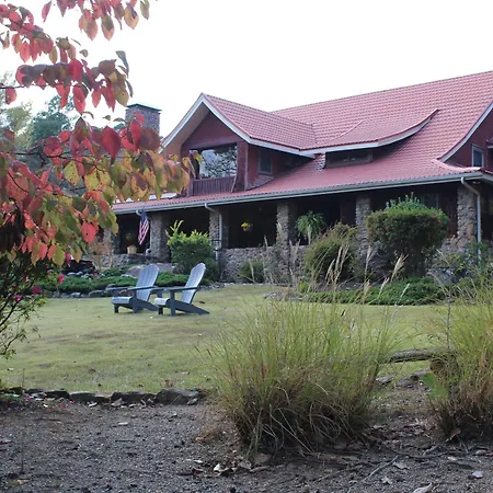 Hilltop Manor B&B-2