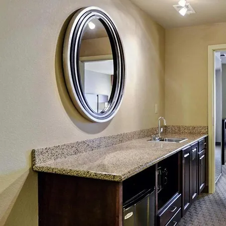 Comfort Suites Near Hot Springs Park-3