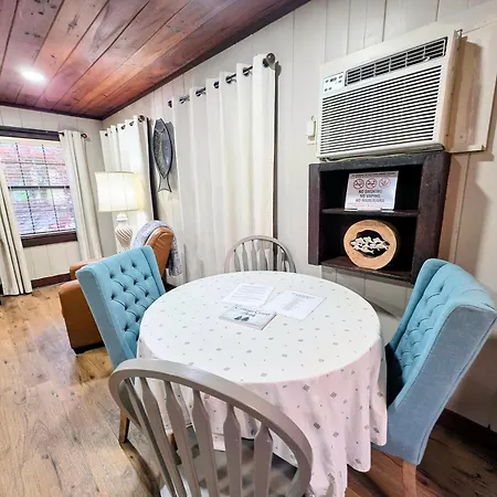#09 - Large Lakeview One Bedroom- Pet Friendly-2