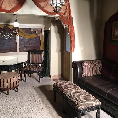 1884 Wildwood Bed And Breakfast Inn-3
