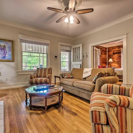 Spacious & Updated 1920'S Hsnp Craftsmen Home-2