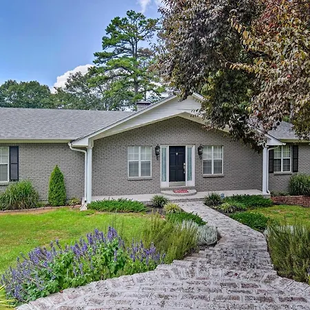 Lakefront Home W/ Private Dock In Hot Springs!-3