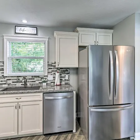 Ivy Cove Waterfront Hot Springs Home With Dock!-3